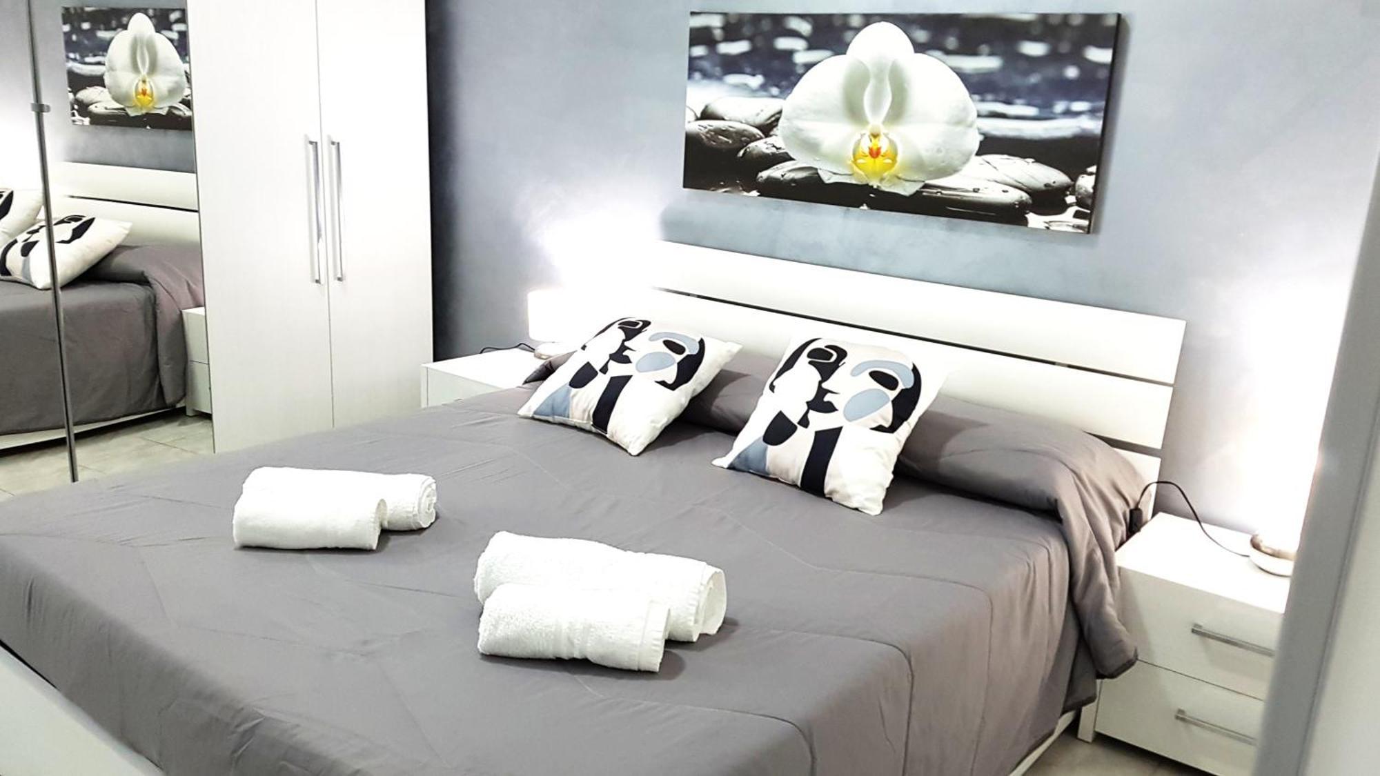 Ch Exclusive Apartments Cefalu Phòng bức ảnh